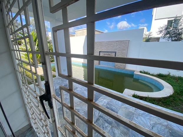 Hammamet Zone Hoteliere Vente Maisons Villa avec piscine haut standing