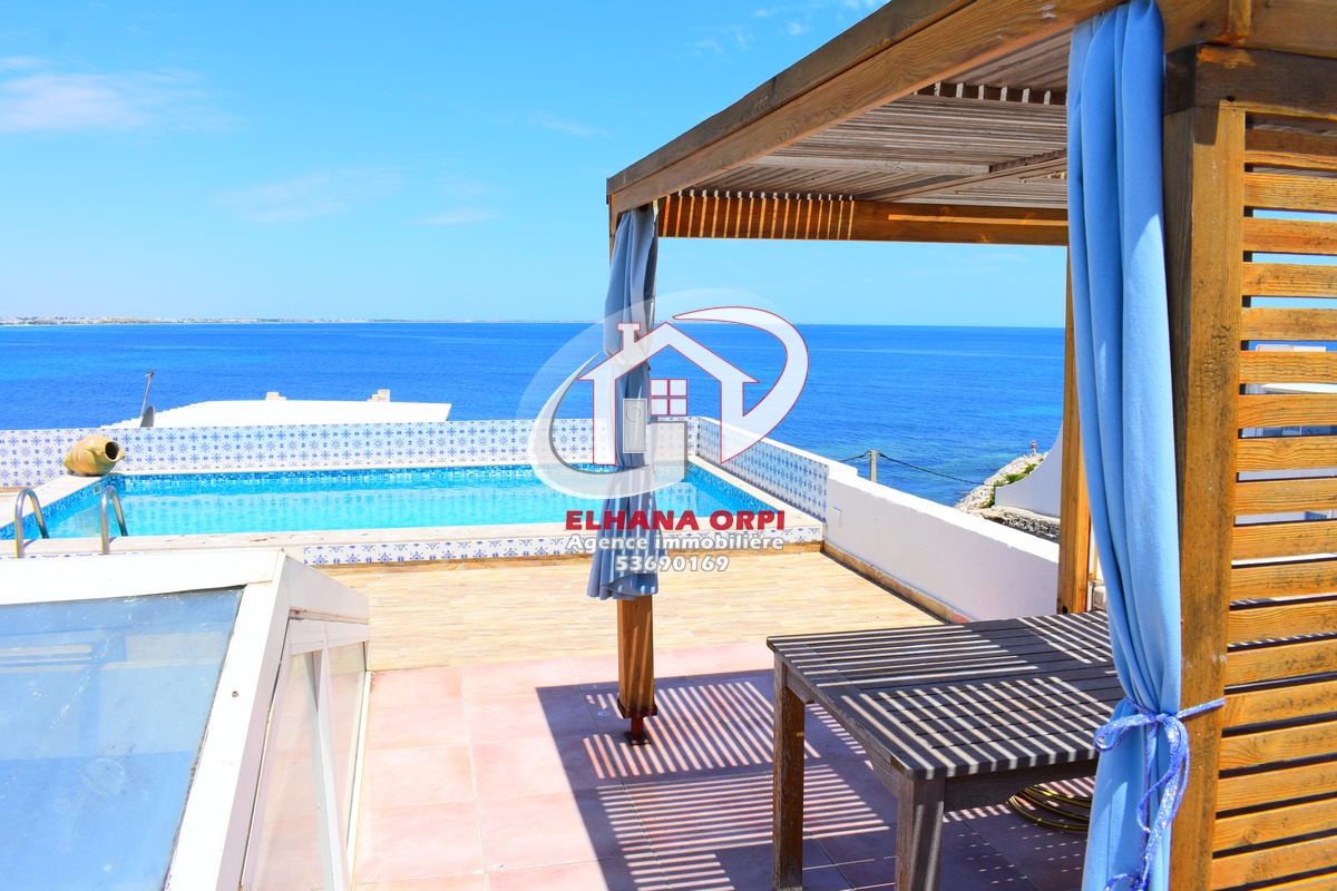 Mahdia Mahdia Vente Maisons Superbe villa vue sur mer avec piscine borj erras