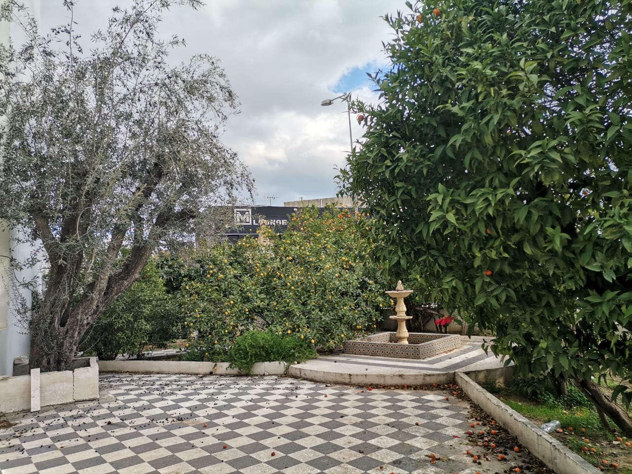 El Menzah Mutuelle Ville Vente Maisons Rdc d'une villa avec grand jardin