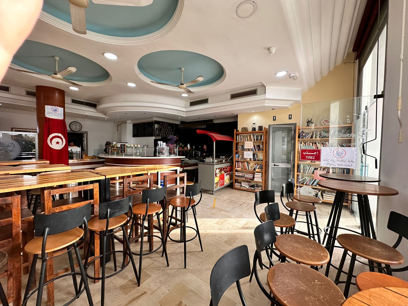 Ariana Ville Cite Ennasr 2 Vente Surfaces Boulangerie moderne