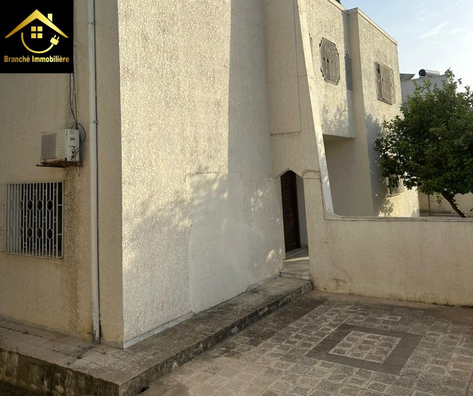 El Menzah El Manar 2 Vente Maisons Une villa  manar 2