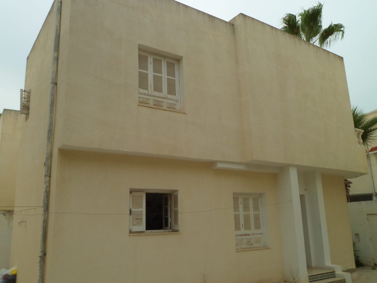 Mnihla Residence Ennasr Vente Maisons Une villa a rsidence ennasr mnihla ariana