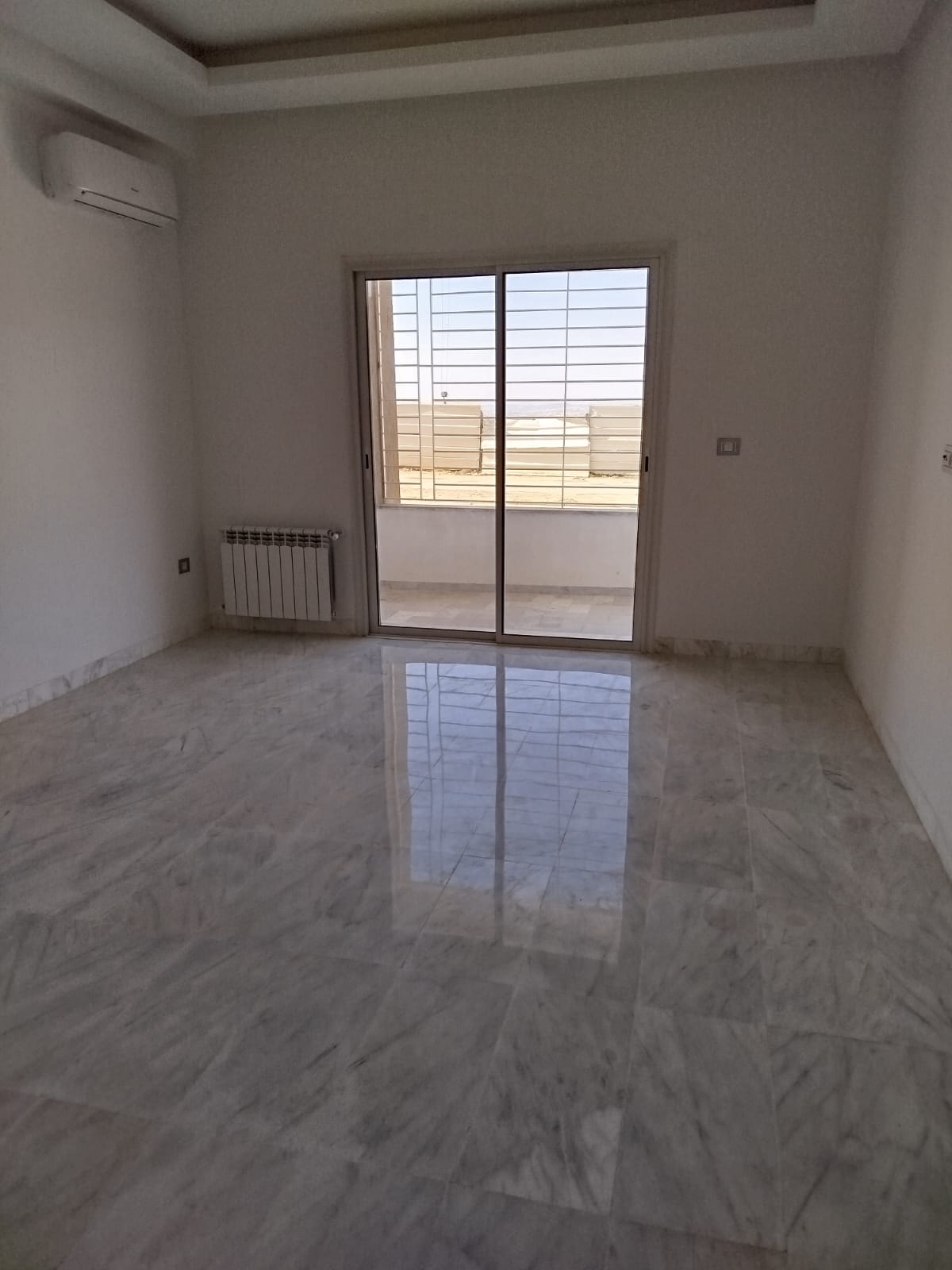El Menzah El Menzah 9 Vente Appart. 3 pices Appartement hs direct promoteur sis  menzah9c