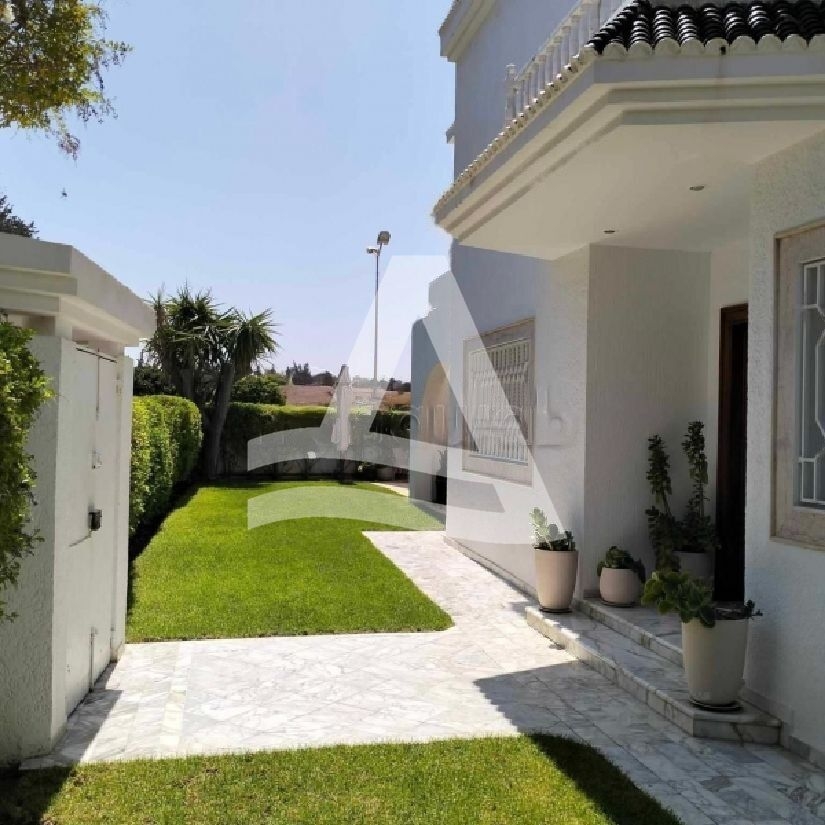 La Marsa Marsa Ennassim Vente Appart. 5 pices+ Magnifique villa  marsa les pins