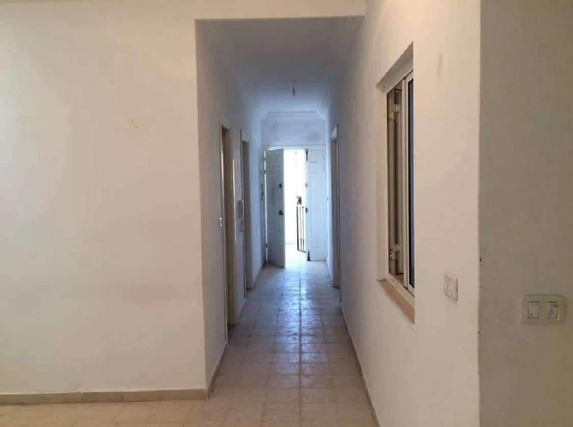 Raoued Jaafar 2 Vente Duplex Duplex compos de 3 maisons et un dpt