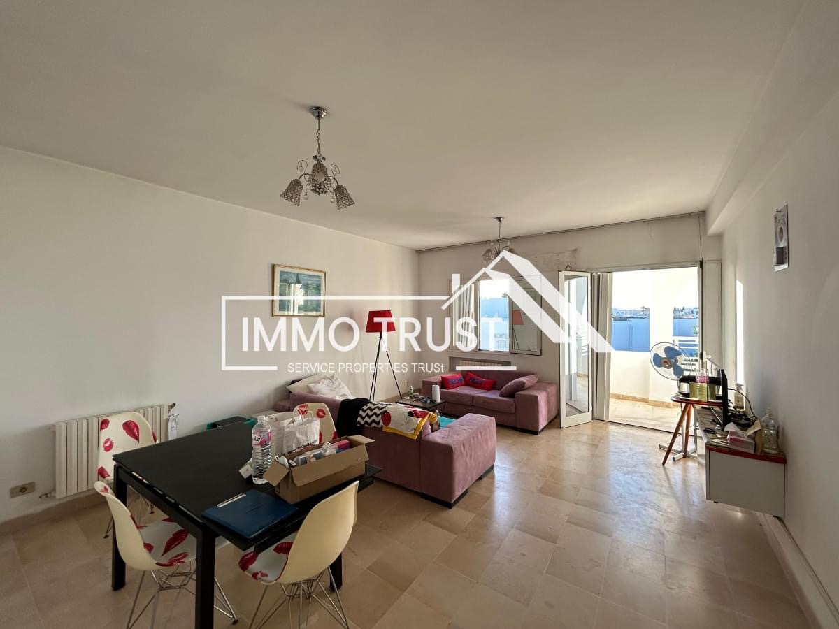 La Marsa Cite Du Stade Vente Appart. 4 pices Appartement s3  la marsa  cot ptisserie dlice