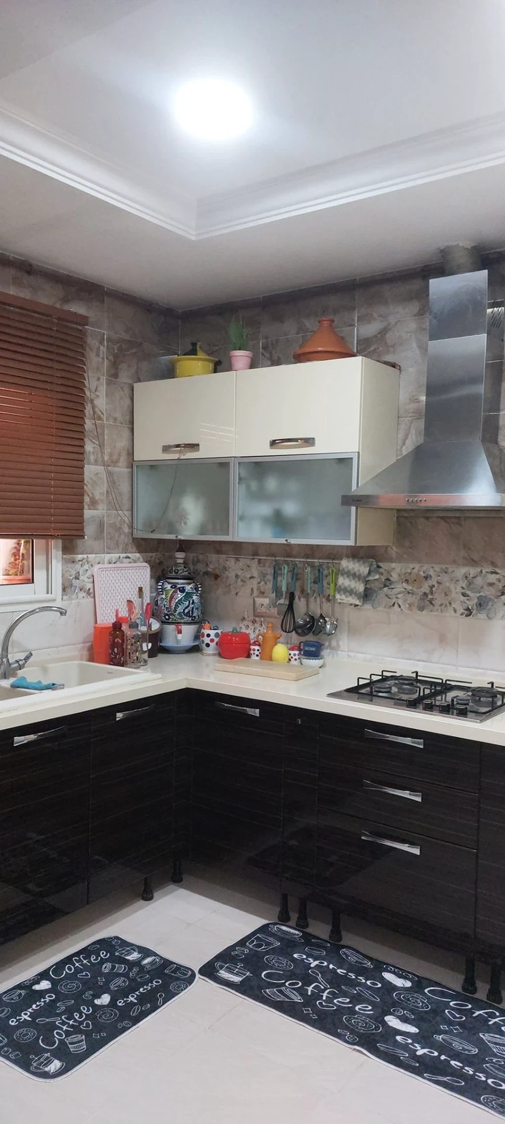 Ben Arous Ben Arous Vente Appart. 4 pices Appartement large propre