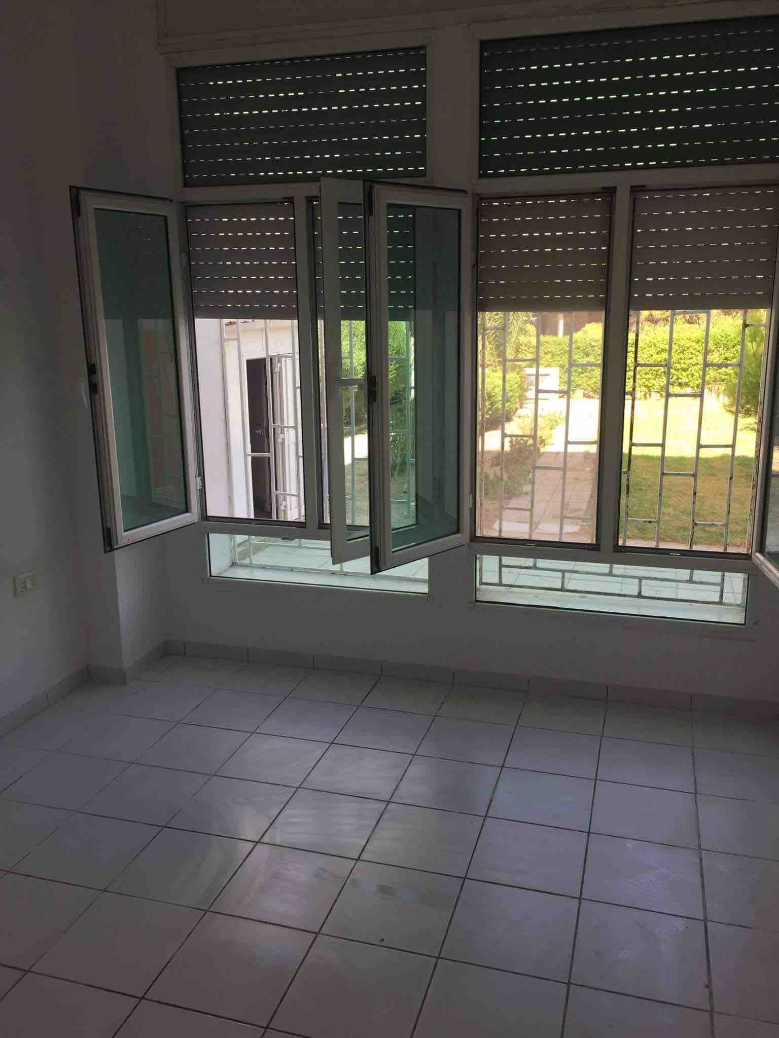 El Menzah El Menzah 1 Vente Appart. 4 pièces Trois appartements menzeh 1