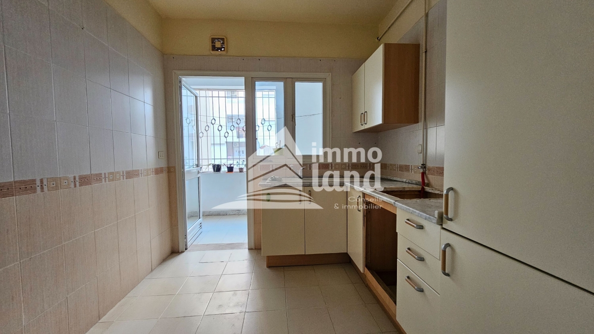 La Marsa El Aouina Vente Appart. 2 pices Appartement s1 de 97m  cit palmeraies