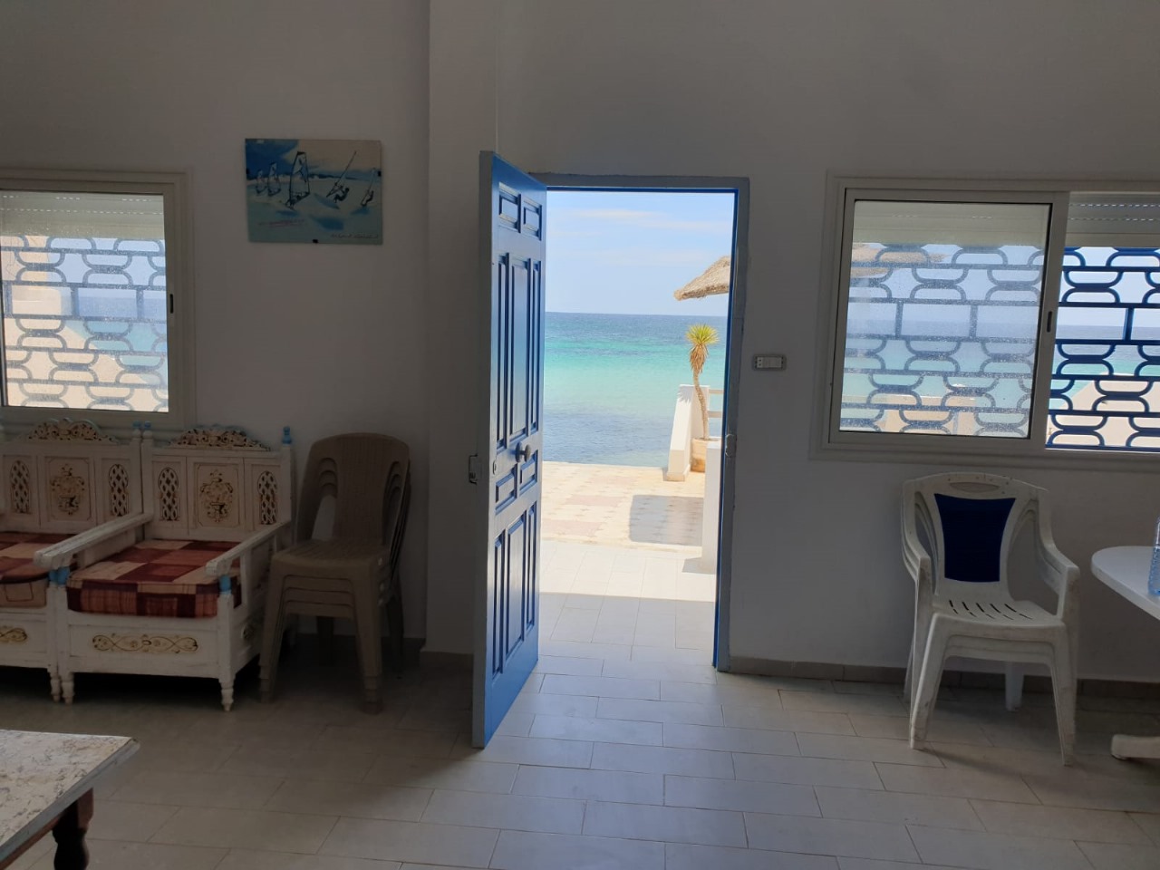 Kelibia Kelibia Vente Maisons Villa pieds dans l'eau  kelibia plage