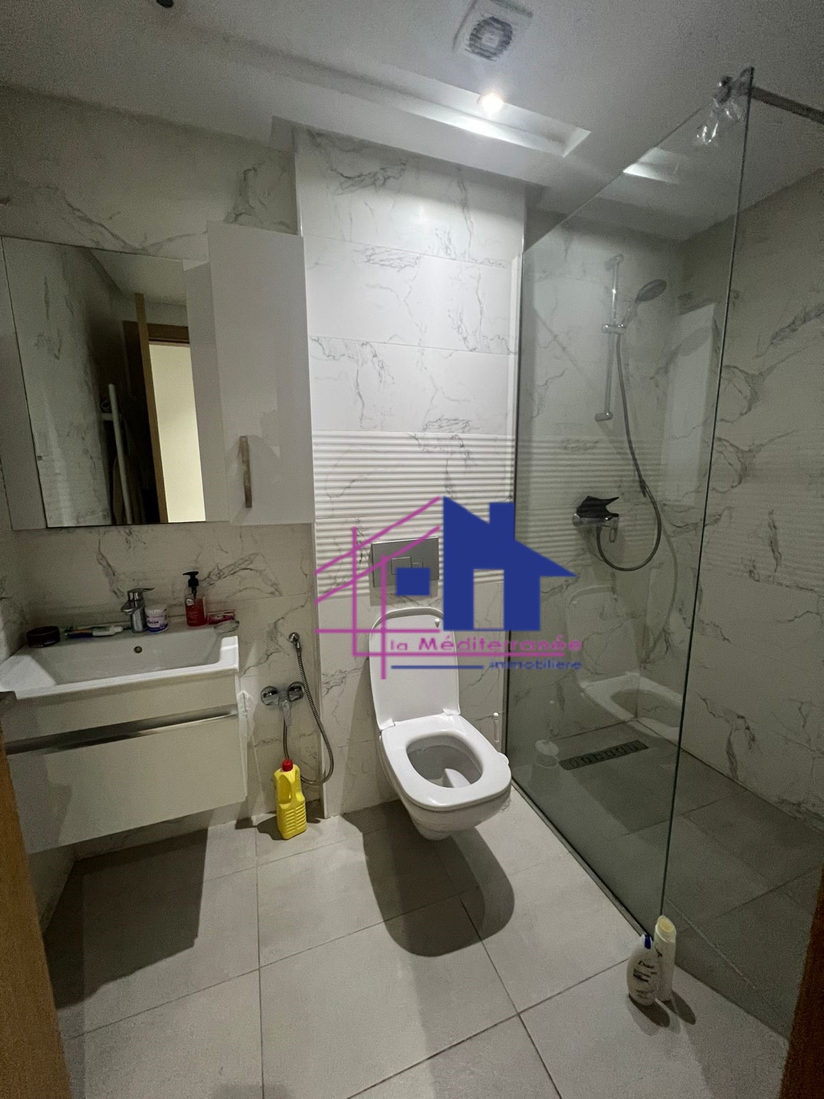Ariana Ville Cite Ennasr 2 Vente Appart. 1 pice Appartement s1 a ennasr 2