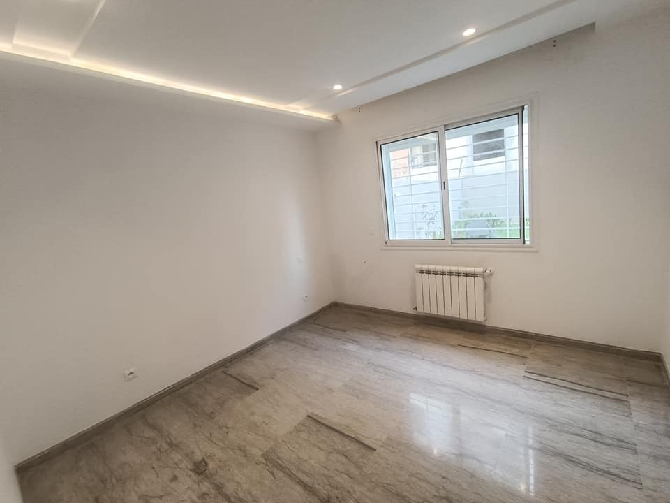 La Marsa El Aouina Vente Appart. 3 pices Appartement s2 avec jardin