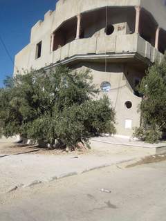 Sayada Lamta Bou Hajar Lamta Vente Maisons Maison neuve et appartement en 1er étage inachevé