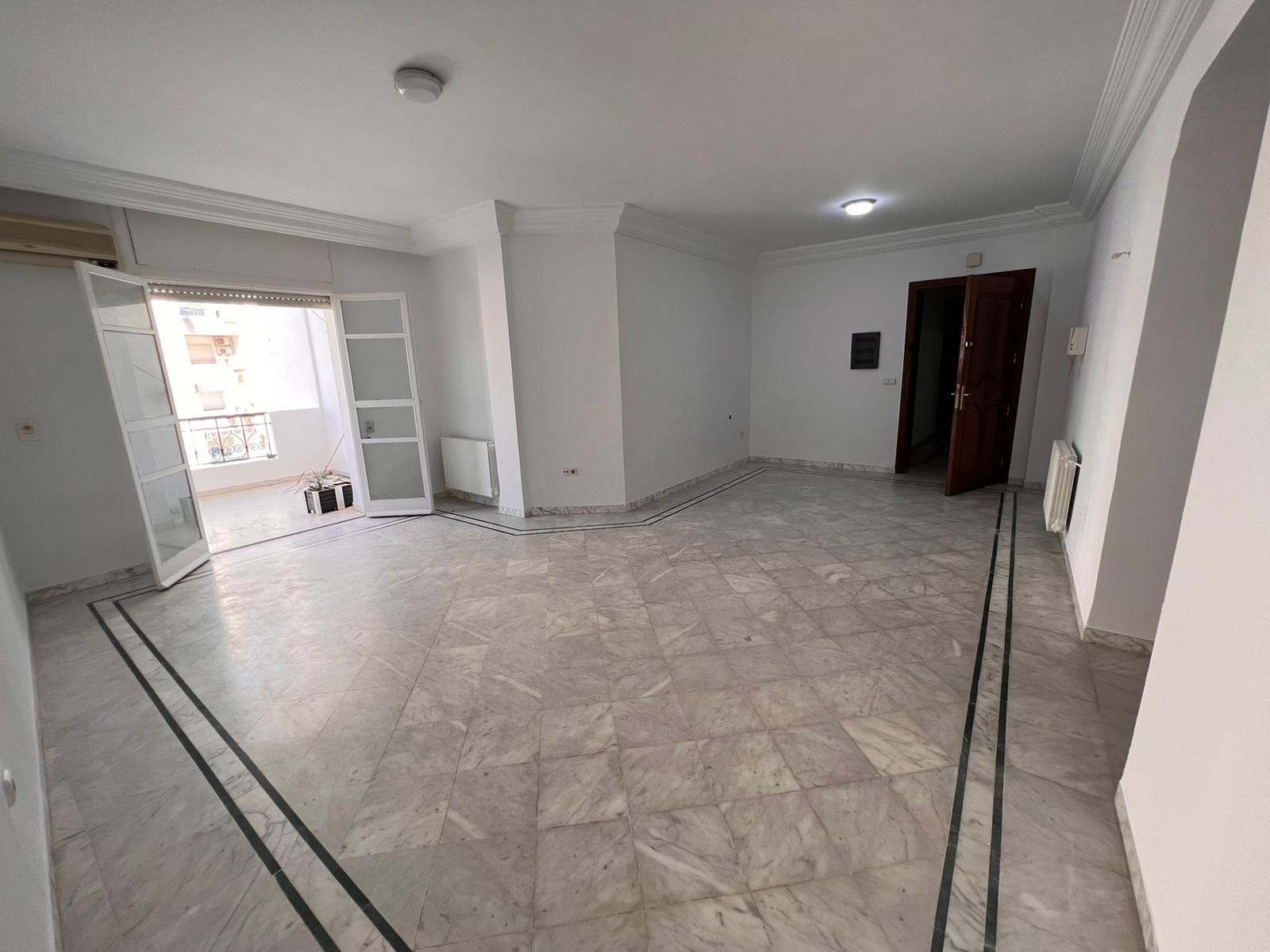 Vente Appart. 4 pièces - Tunisie