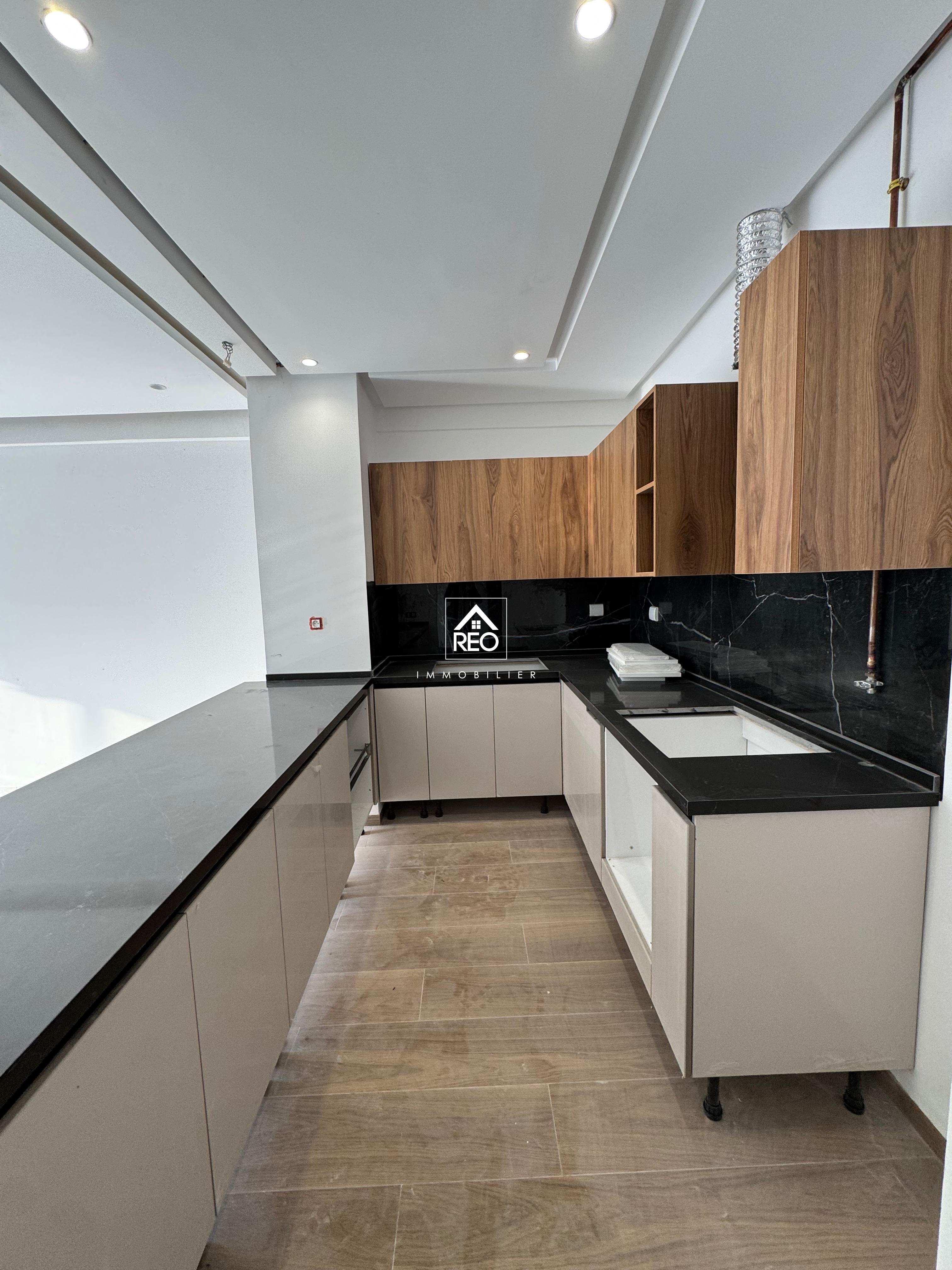 La Soukra La Soukra Vente Appart. 2 pices A un appartement s2
