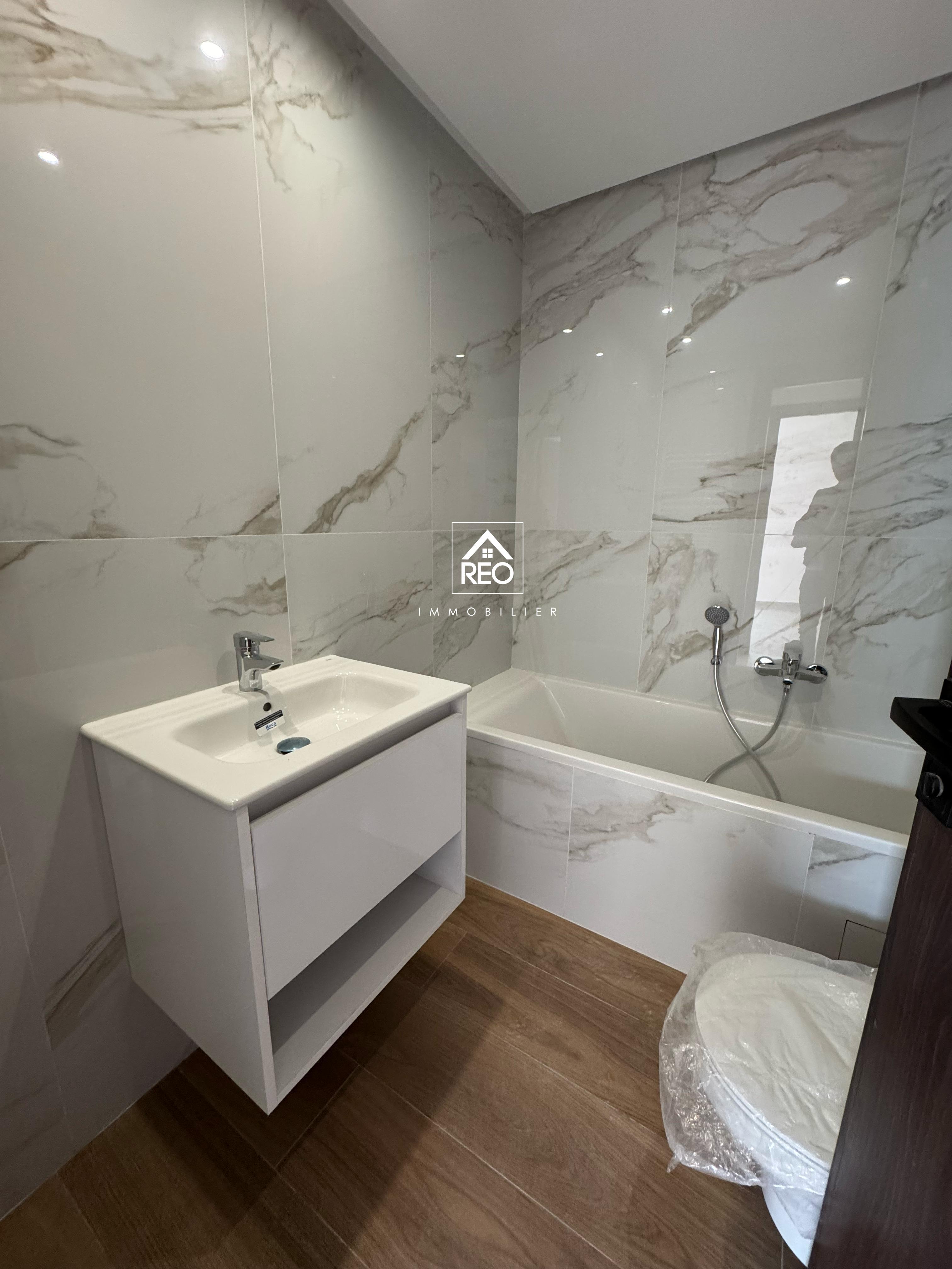 La Soukra La Soukra Vente Appart. 2 pices A un appartement s2