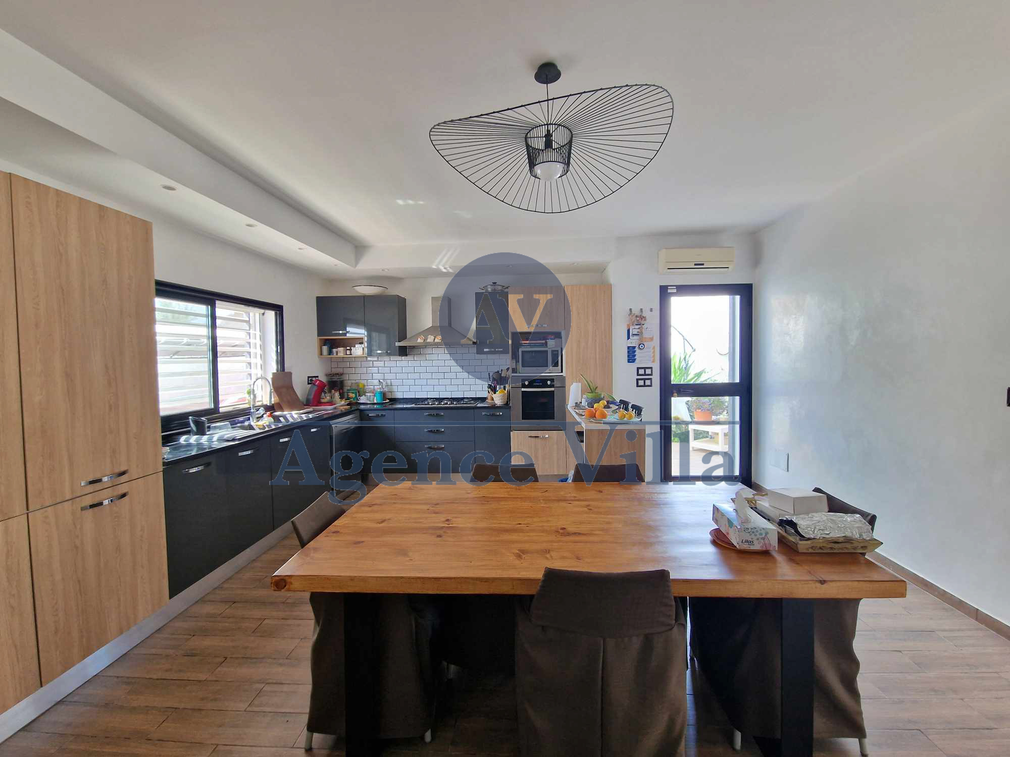 La Marsa Gammart Vente Maisons Une villa s3  gammarth avec piscine