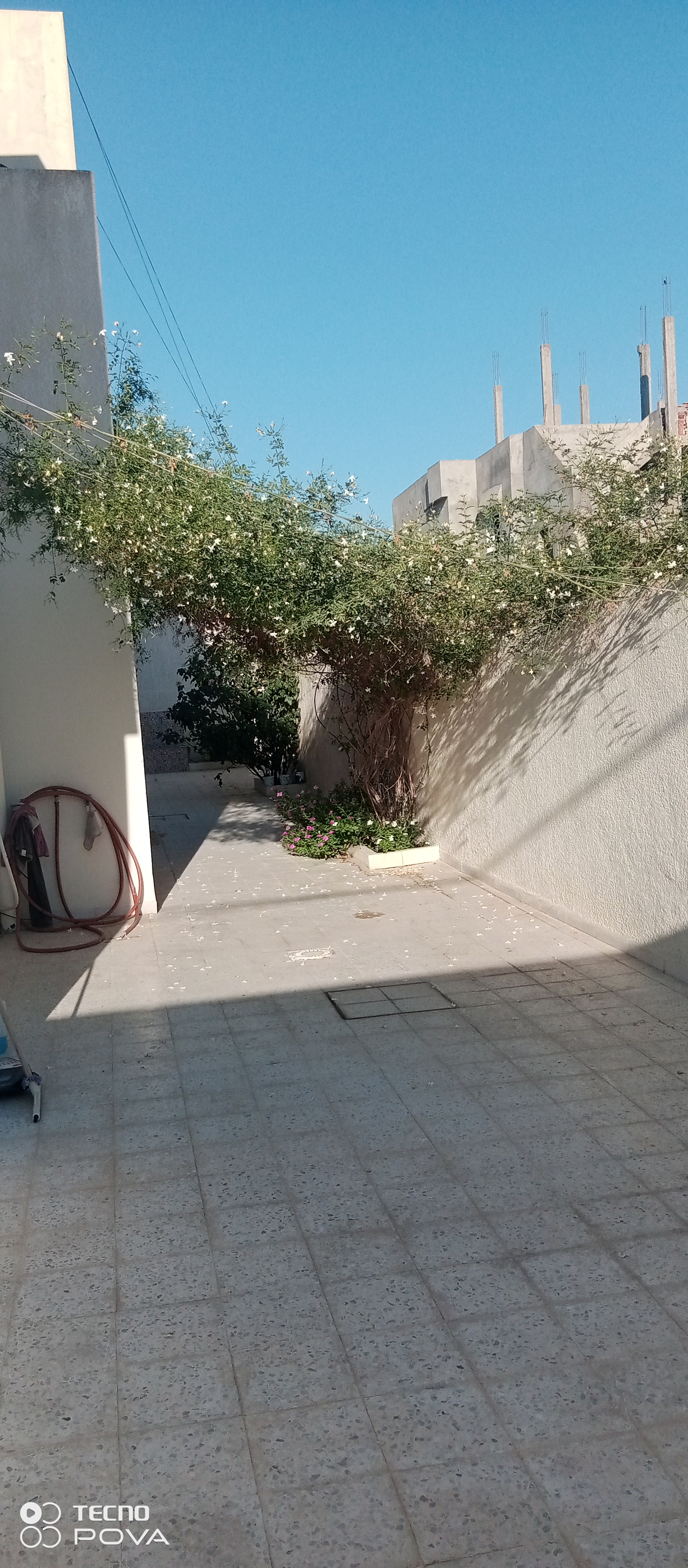 Raoued Cite Ennkhilet Vente Maisons Villa compose de 2 tages