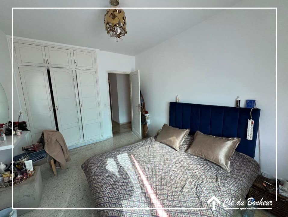 La Marsa El Aouina Vente Appart. 3 pices Appartement en bon tat  jardin l'aouina