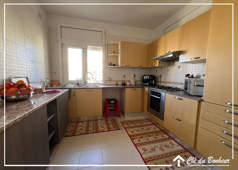 La Marsa El Aouina Vente Appart. 3 pices Appartement spacieux avec terrasse