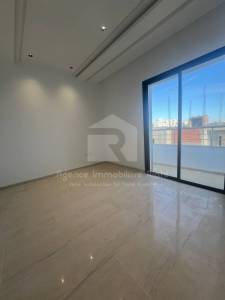 Sousse Ville Cite Boukhzar Vente Appart. 1 pice A   un appartement s3 situ  ref737a