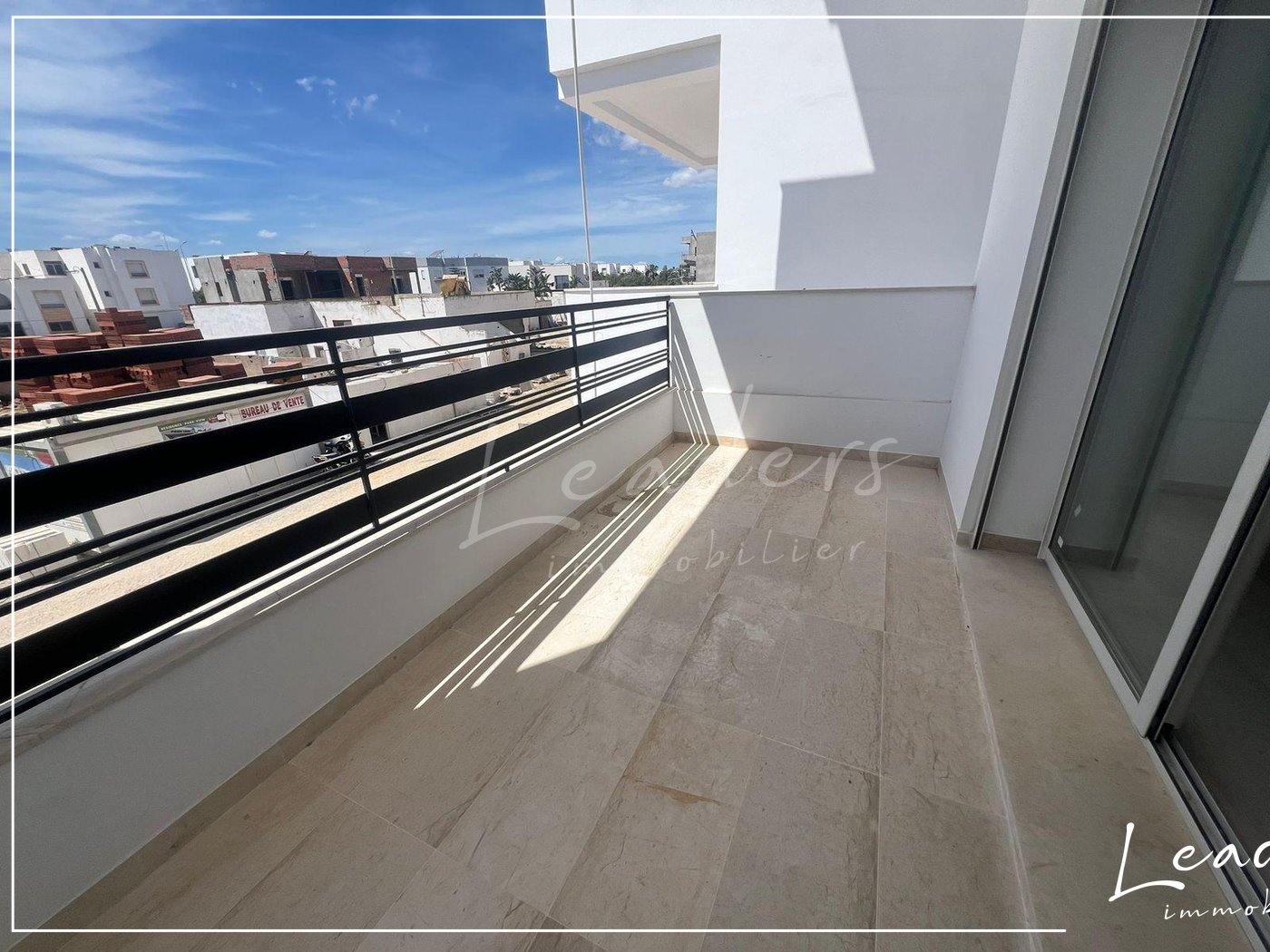 La Soukra La Soukra Vente Appart. 2 pices Un appartement s2