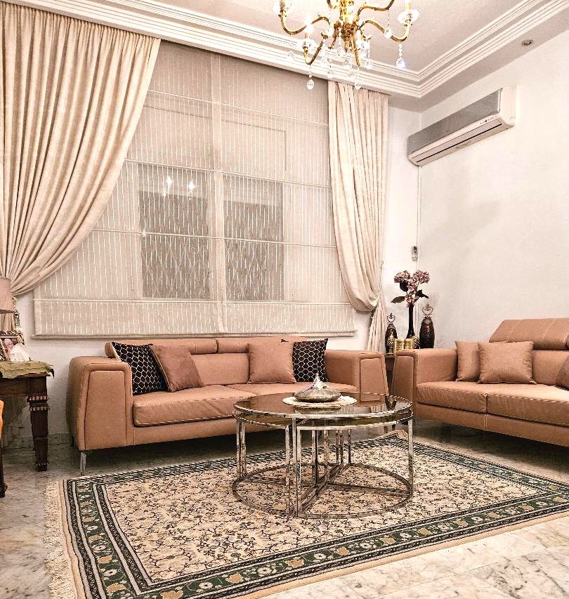 El Omrane El Omrane Vente Maisons Villa moderne jumelée 3 niveaux bon état et studio