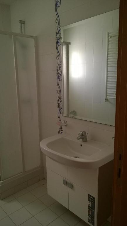 Ariana Ville Cite Ennasr 2 Vente Appart. 3 pices Appartement s2 avec place de parking