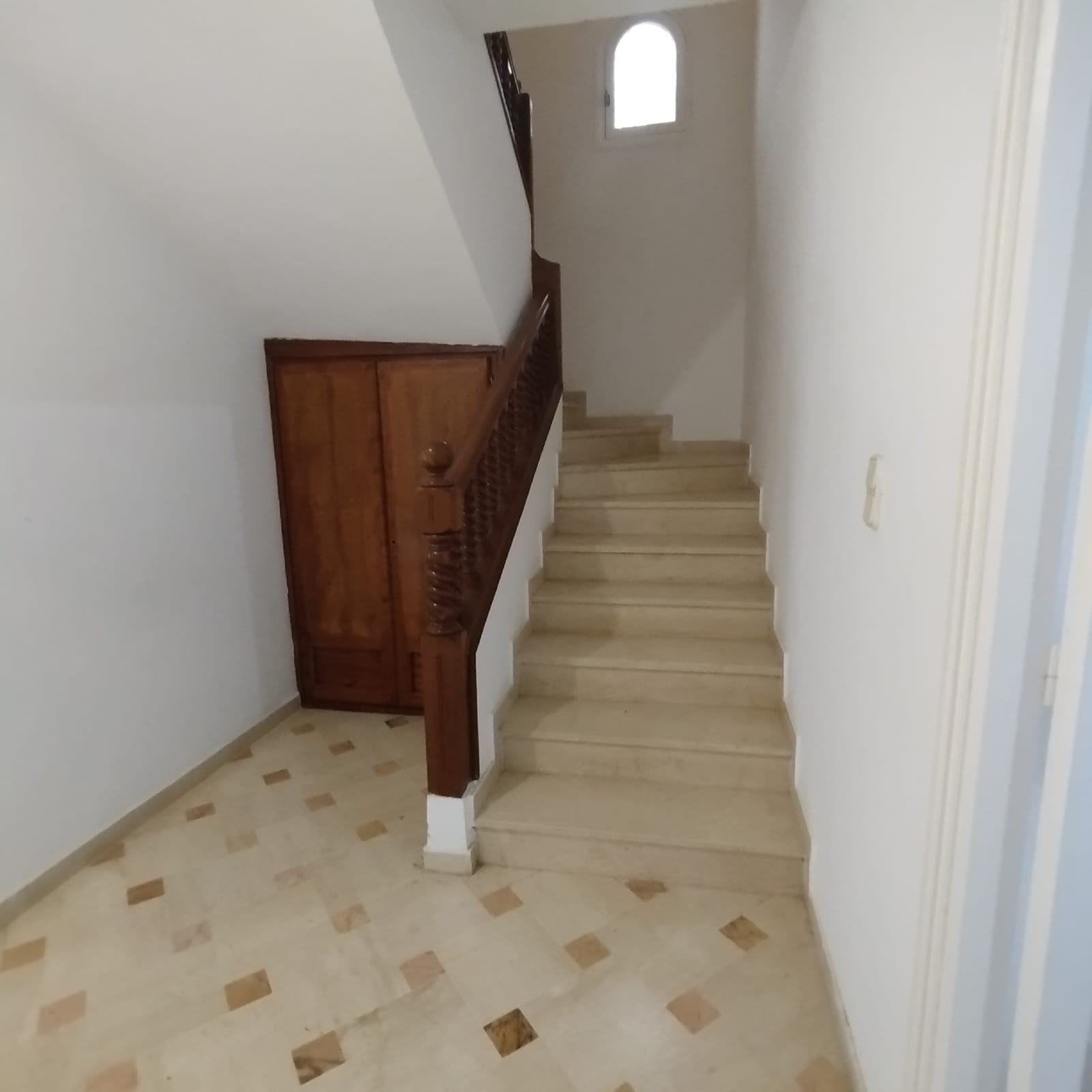 Vente Appart. 4 pièces - Tunisie