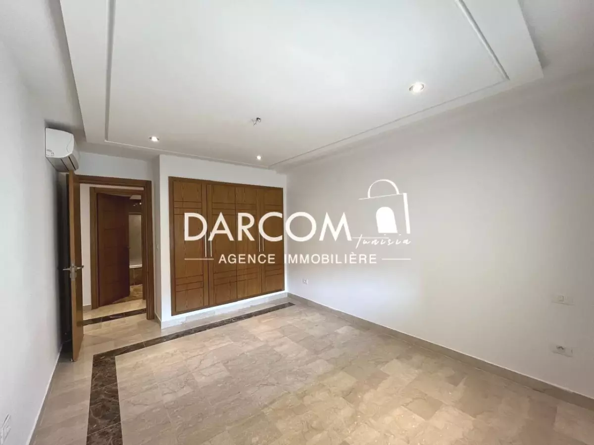 Ain Zaghouan&nbsp;Jardins de Carthage&nbsp;Vente&nbsp;Appart. 4 pi�ces&nbsp;S3 ths et spacieux