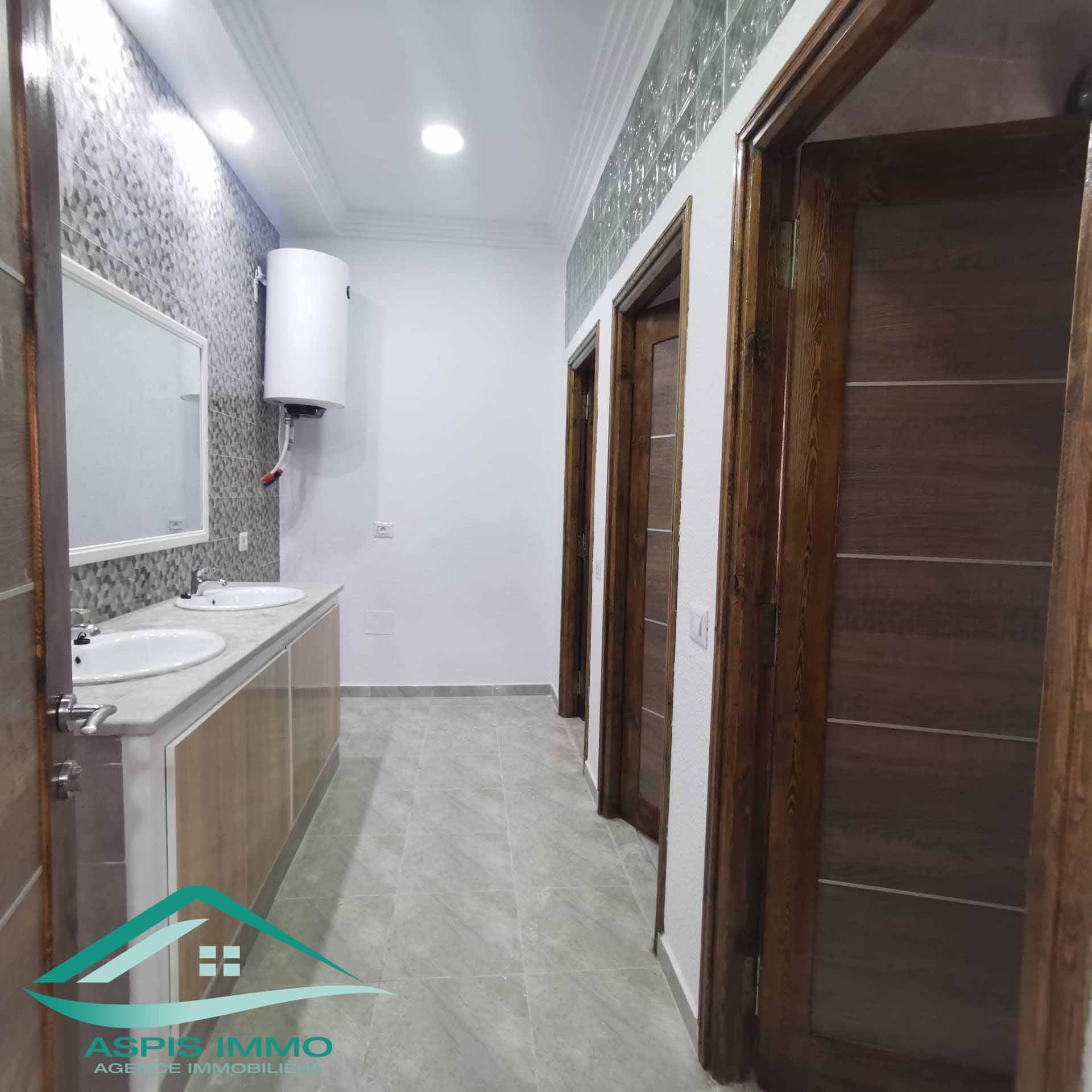 Vente Appart. 5 pices+ - Tunisie