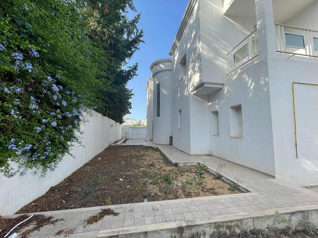 Ariana Ville Cite Ennasr 2 Vente Maisons Villa ennasr 2