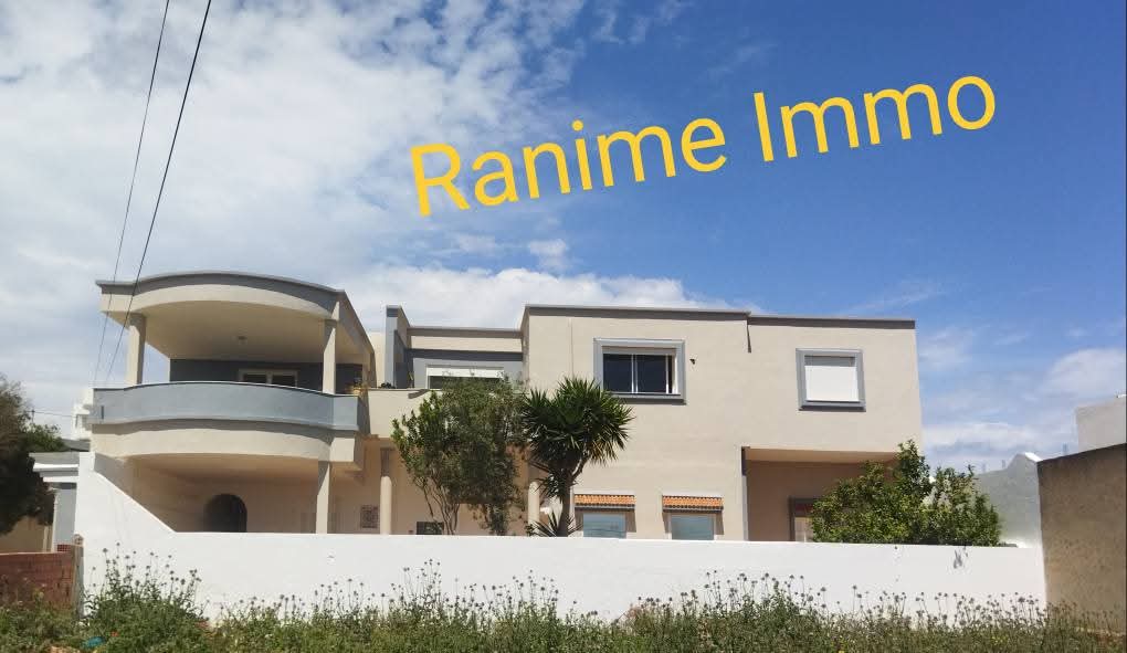 El Haouaria Cite Touristique Vente Maisons Villa haute standing a la plage de 350m2