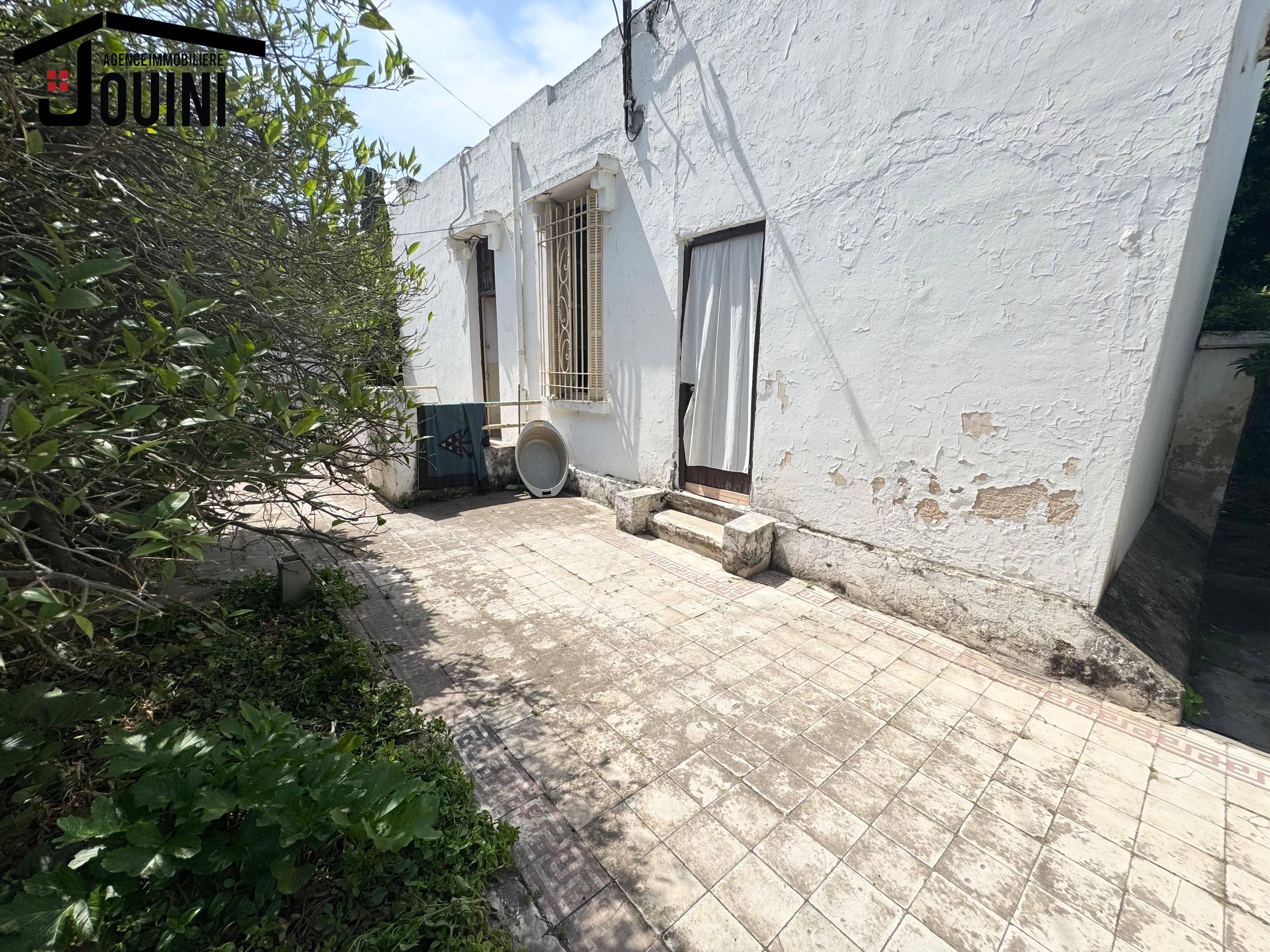 El Ouerdia Bellevue Vente Appart. 4 pices Maison 450 m2  bellevue tunis