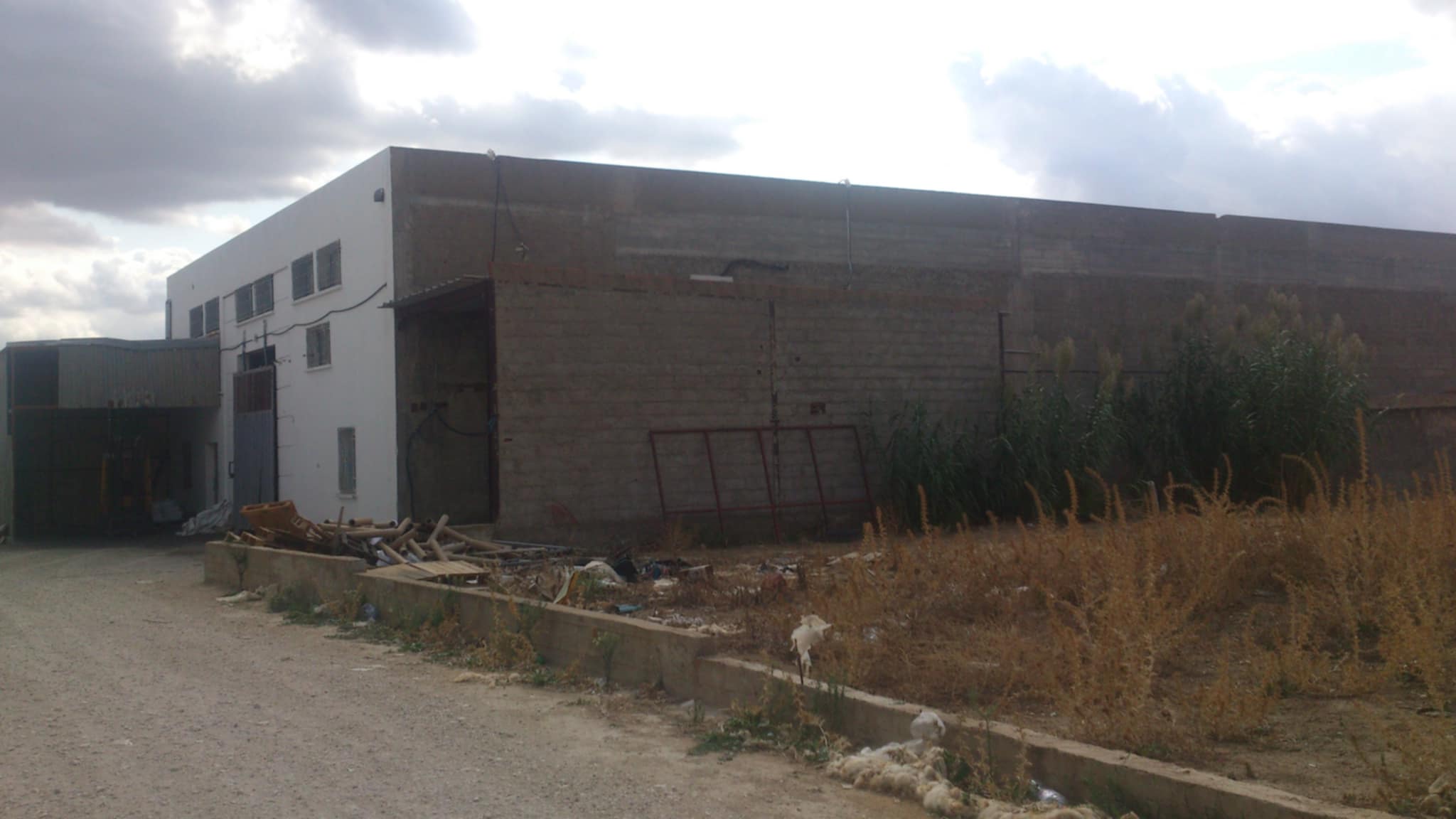 Utique Utique Vente Autre Local industriel en zi utique