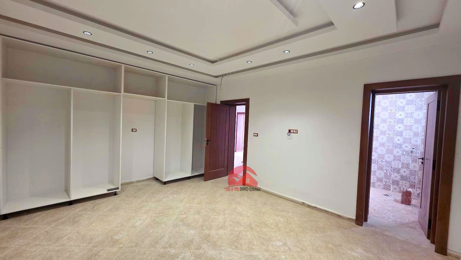 Djerba - Houmet Essouk Djerba  Vente Maisons Villa plain pied a houmt souk djerba zu ref v713