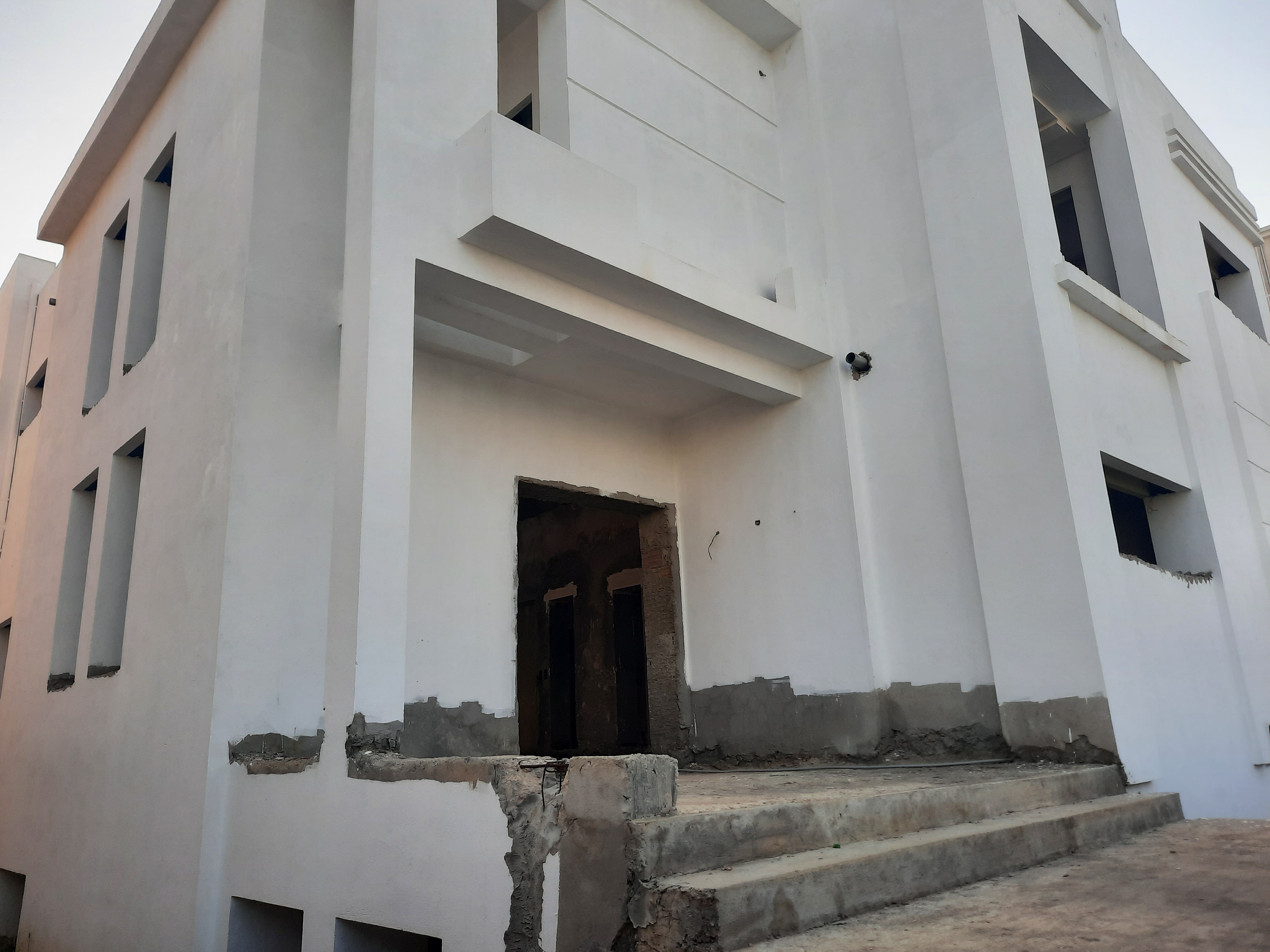 Hammam Sousse Cite De La Plage 1 Vente Maisons Villa inacheve emplacement stratgique