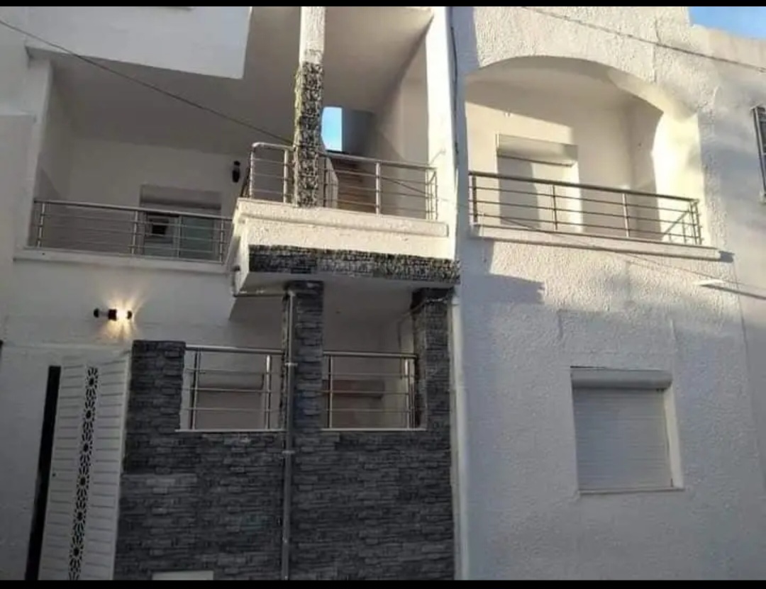 El Mourouj Cite Erriadh 2 Vente Duplex Triplex au cit erriadh
