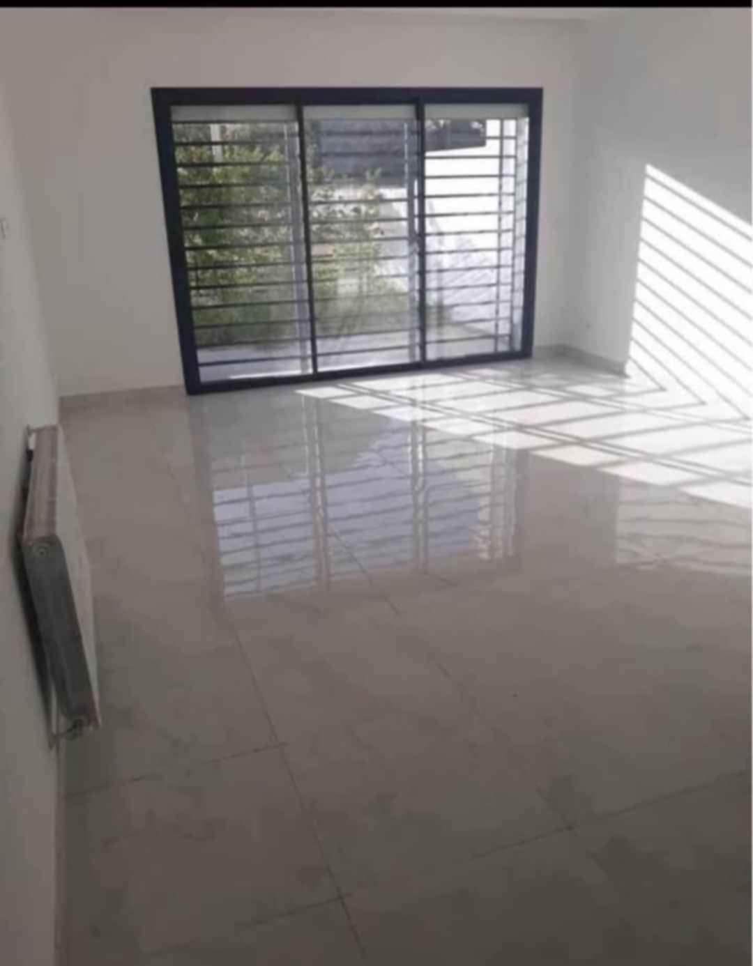 La Soukra Borj Louzir Vente Appart. 2 pices Un s2 avec jardin  borj louzir
