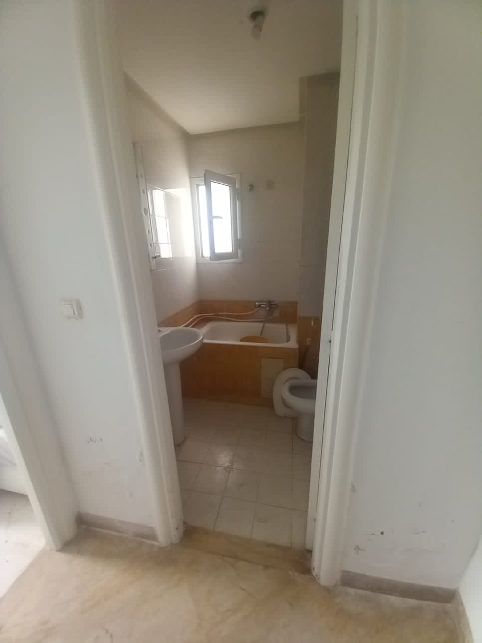 Ariana Ville Cite Ennasr 1 Vente Appart. 3 pices Appartement s2 nasr ct march