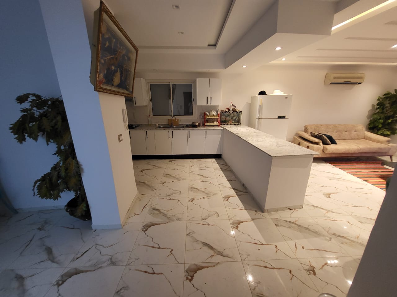 Ras Jebel Ras Jebel Vente Duplex Villa haut standing avec piscine  a chat mami