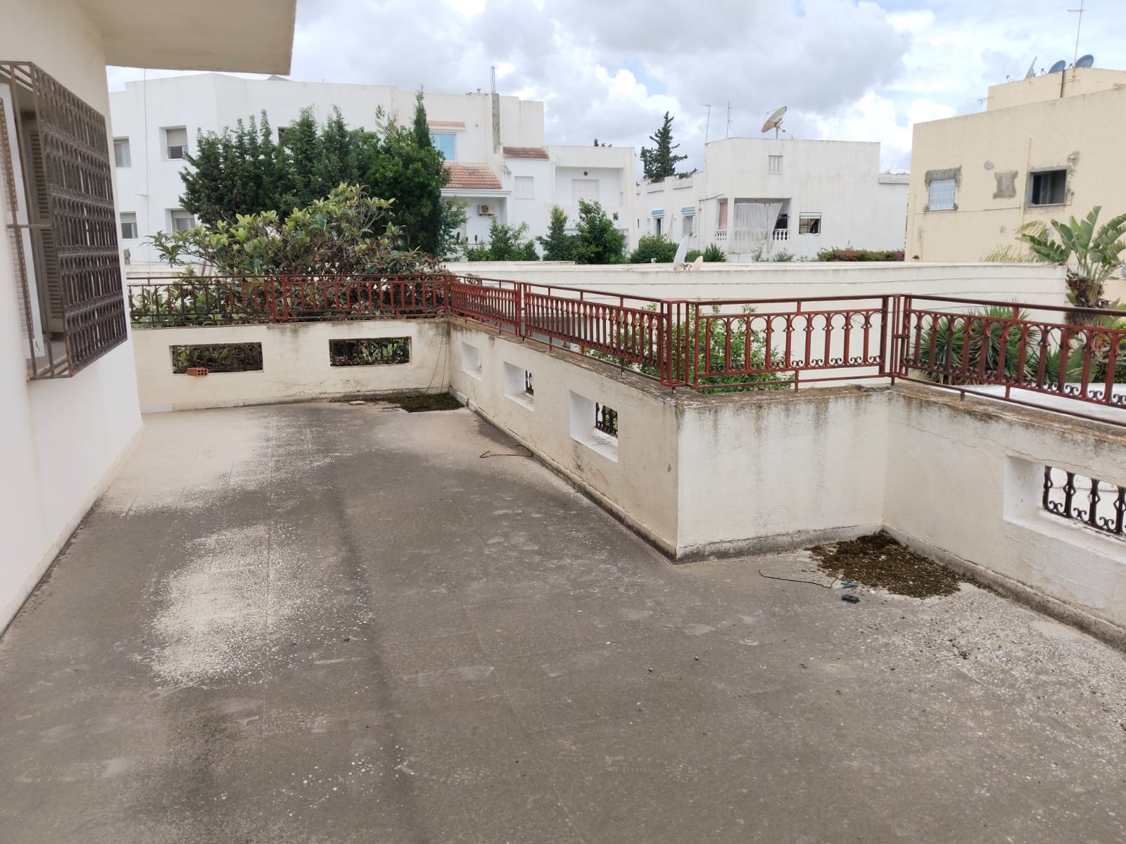 Raoued Cite El Ghazala 1 Vente Maisons Ghazelle vnt d'une villa 578 m2