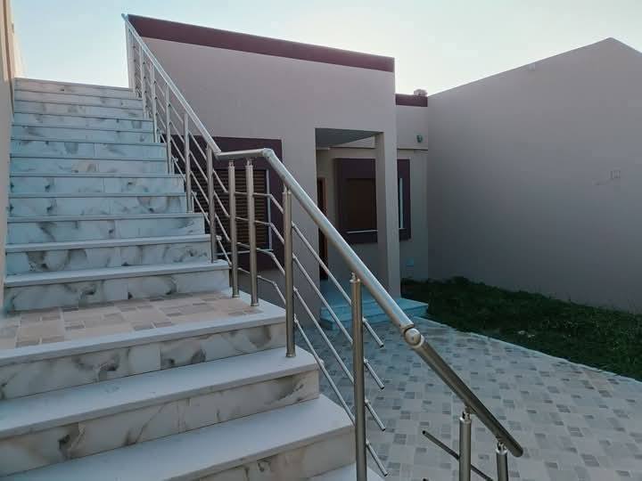 El Haouaria Cite Touristique Vente Appart. 3 pices Une maison a la plage elhaouaria