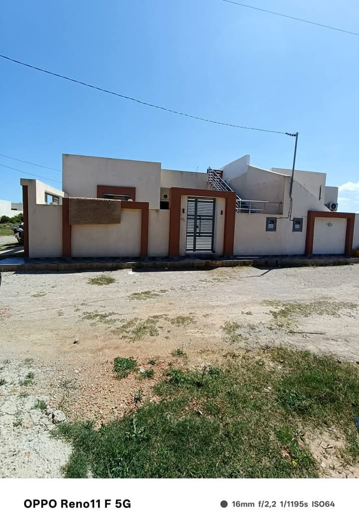 El Haouaria Cite Touristique Vente Appart. 2 pices Maison plage elhaouaria