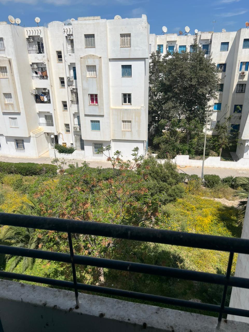 La Soukra Borj Louzir Vente Appart. 2 pices Un appartement  ne pas rater