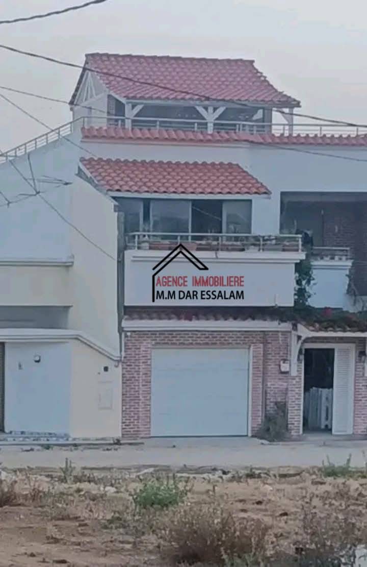El Haouaria El Haouaria Vente Maisons Villa avec deux tages  el haouaria