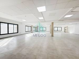 El Kram Le Kram Ouest Vente Maisons Immeuble de 3 200m  bti et de ref204a