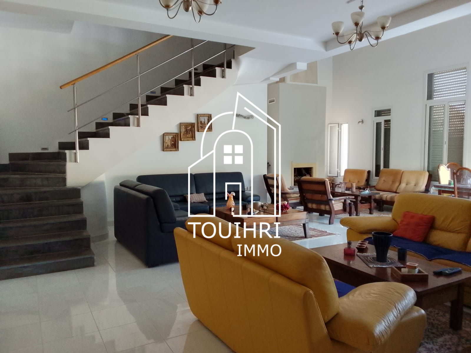 La Soukra Sidi Frej Vente Appart. 4 pices Un villa moderne a la soukra