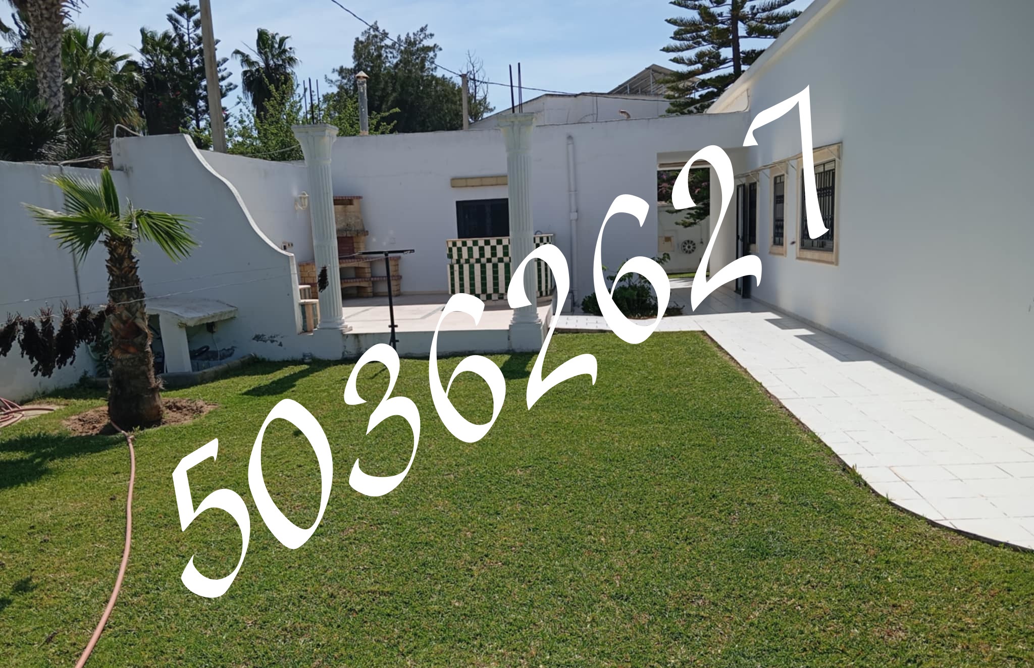 La Soukra La Soukra Vente Maisons Grand villa avec piscine  la soukra