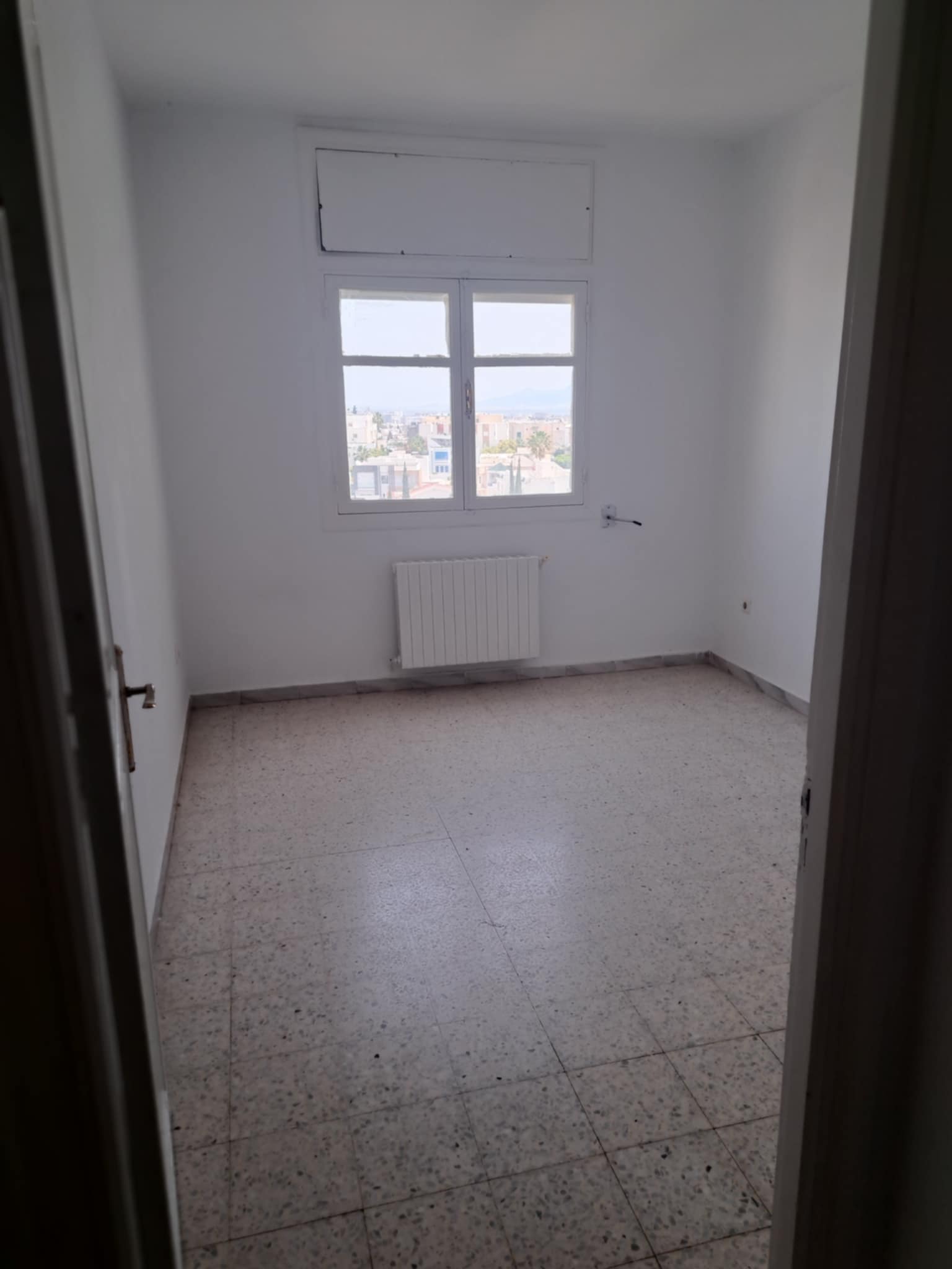 Ariana Ville Cite Ennasr 2 Vente Appart. 4 pices Joli appartement a ennaser2